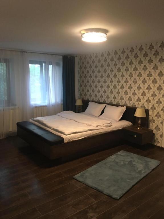 Queen Bridge Apartment *